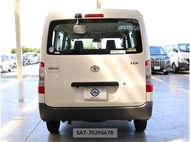 Toyota TOWNACE VAN 2021-08 8797749-22