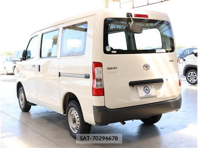 Toyota TOWNACE VAN 2021-08 8797749-23