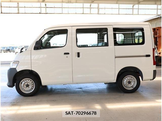 Toyota TOWNACE VAN 2021-08 8797749-24