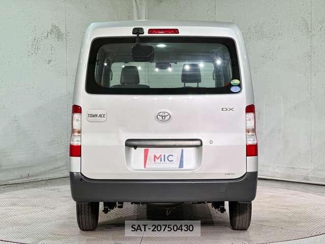 Toyota TOWNACE VAN 2021-06 8797748-5