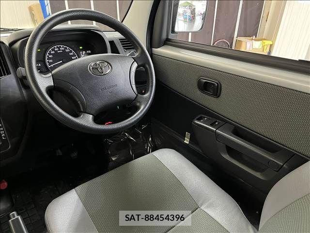 Toyota TOWNACE VAN 2025-09 8832094-11
