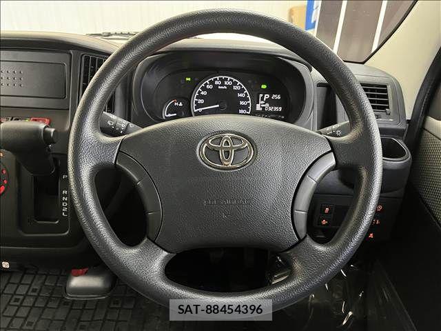 Toyota TOWNACE VAN 2025-09 8832094-12