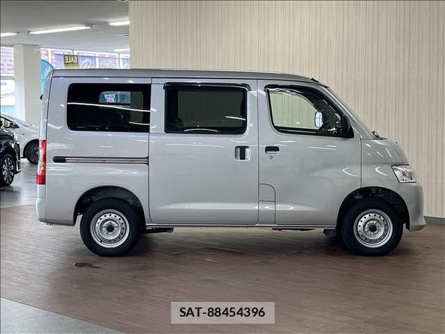 Toyota TOWNACE VAN 2025-09 8832094-6