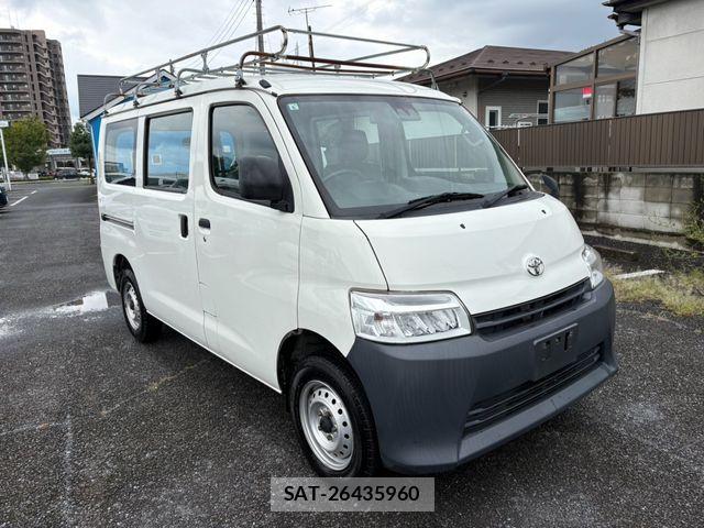 Toyota TOWNACE VAN 2021-06 8832106-4