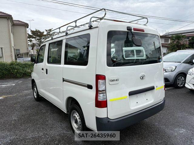 Toyota TOWNACE VAN 2021-06 8832106-5