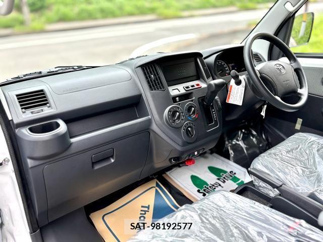 Toyota TOWNACE VAN 2025-09 1294513-9