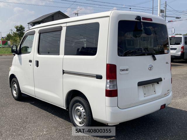 Toyota TOWNACE VAN 2014-01 1306930-2