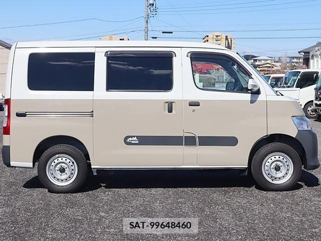 Toyota TOWNACE VAN 2022-11 4177702-7
