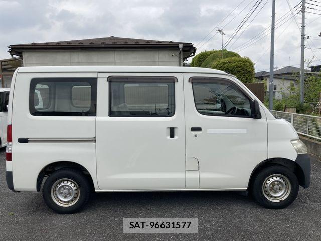 Toyota TOWNACE VAN 2017-05 6504218-7