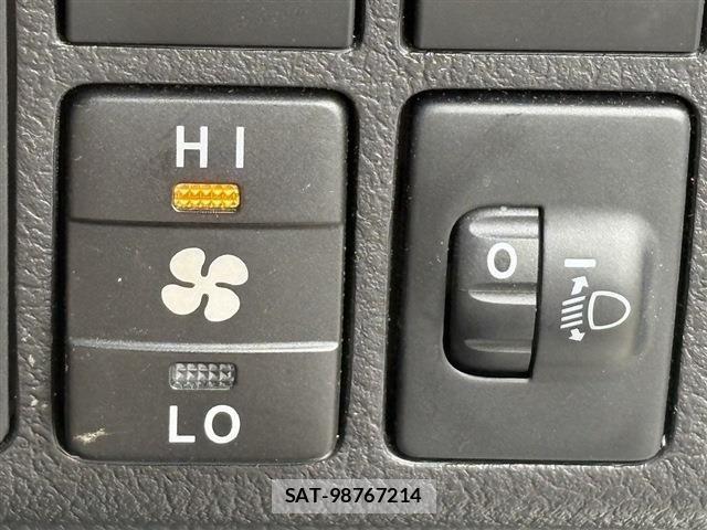 Toyota TOWNACE VAN 2024-11 6615276-2