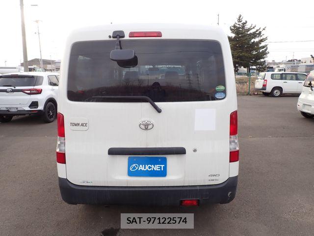 Toyota TOWNACE VAN 2020-02 6817647-6