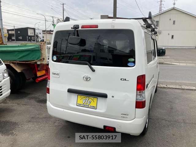 Toyota TOWNACE VAN 2019-03 7061084-10