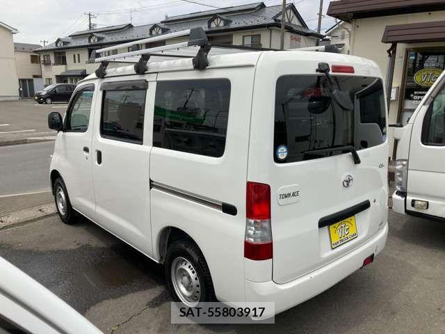 Toyota TOWNACE VAN 2019-03 7061084-17