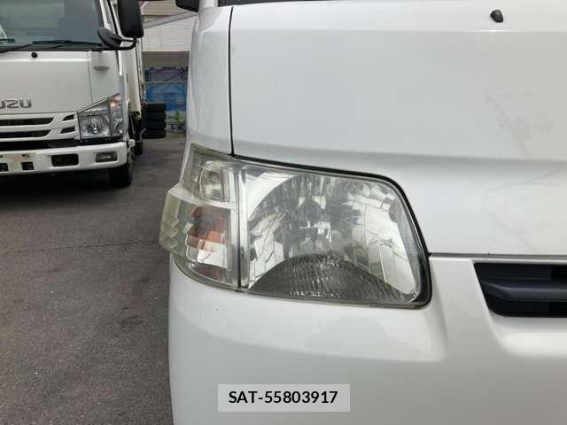 Toyota TOWNACE VAN 2019-03 7061084-7