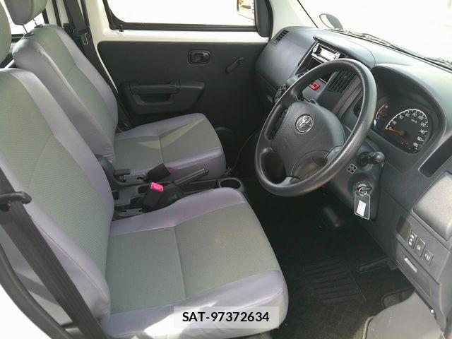 Toyota TOWNACE VAN 2020-04 7061083-14