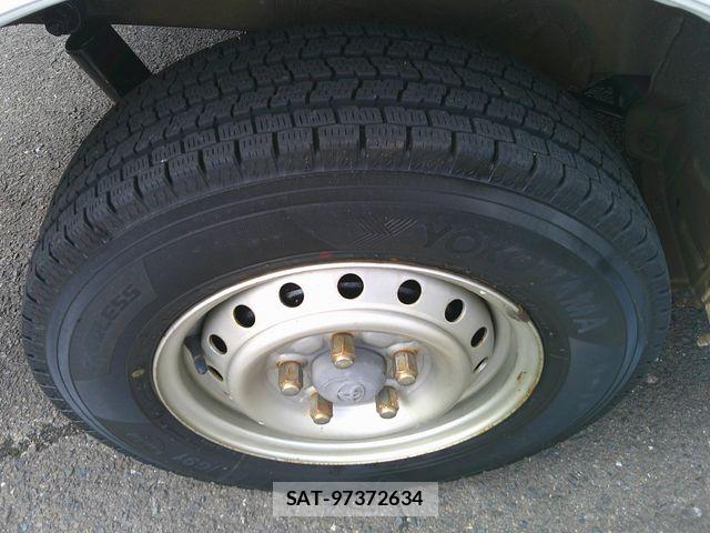 Toyota TOWNACE VAN 2020-04 7061083-25