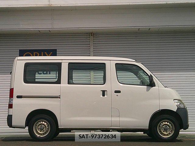 Toyota TOWNACE VAN 2020-04 7061083-27