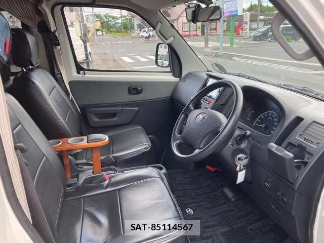 Toyota TOWNACE VAN 2017-08 7458440-19