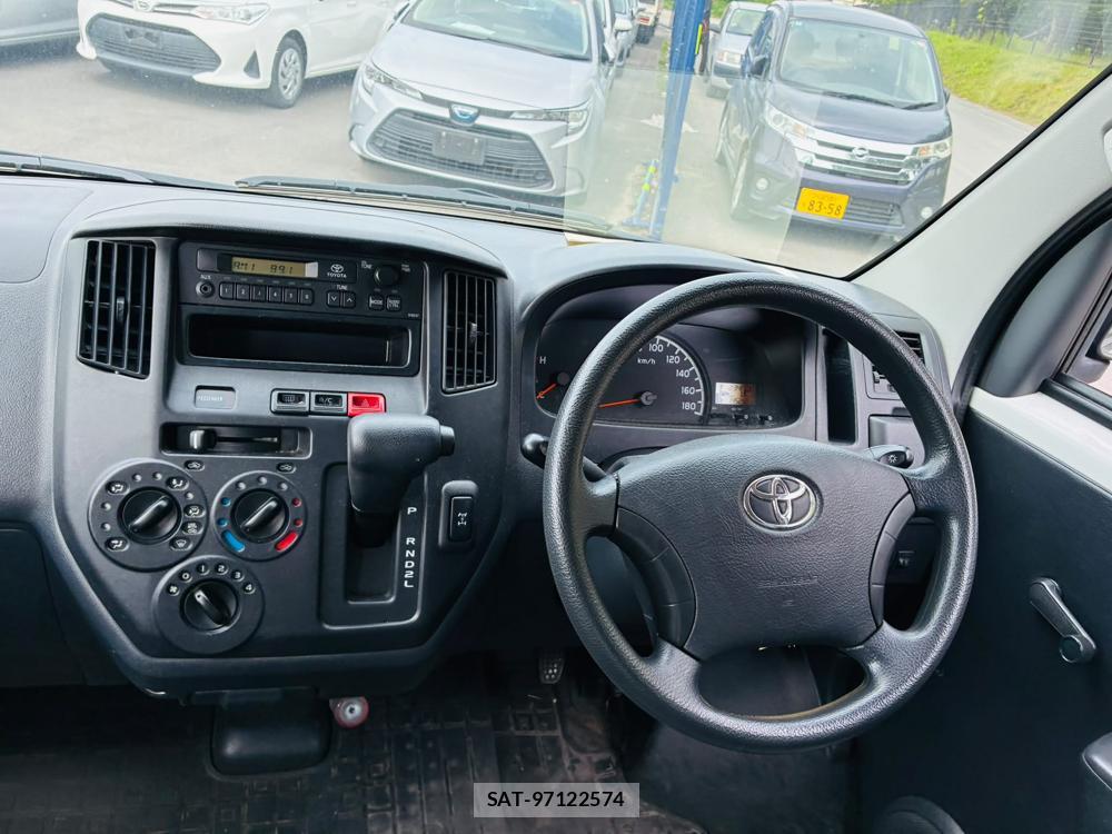 Toyota TOWNACE VAN 2020-02 6817647-13