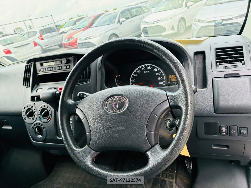Toyota TOWNACE VAN 2020-02 6817647-14