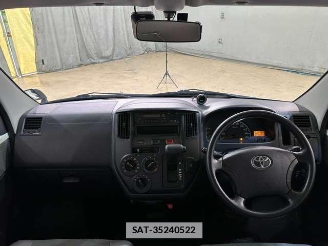 Toyota TOWNACE VAN 2017-04 7729909-13