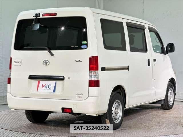 Toyota TOWNACE VAN 2017-04 7729909-5