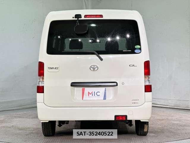 Toyota TOWNACE VAN 2017-04 7729909-6