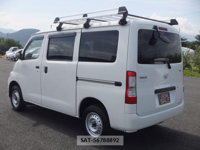 Toyota TOWNACE VAN 2022-09 7964140-12