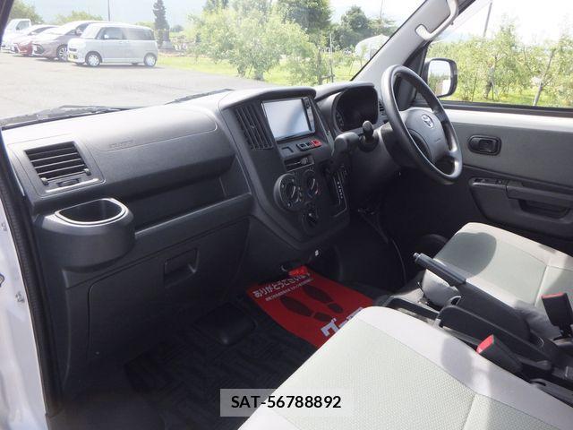 Toyota TOWNACE VAN 2022-09 7964140-16