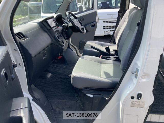 Toyota TOWNACE VAN 2017-06 8075943-13