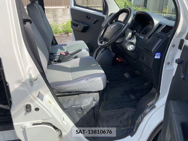 Toyota TOWNACE VAN 2017-06 8075943-1