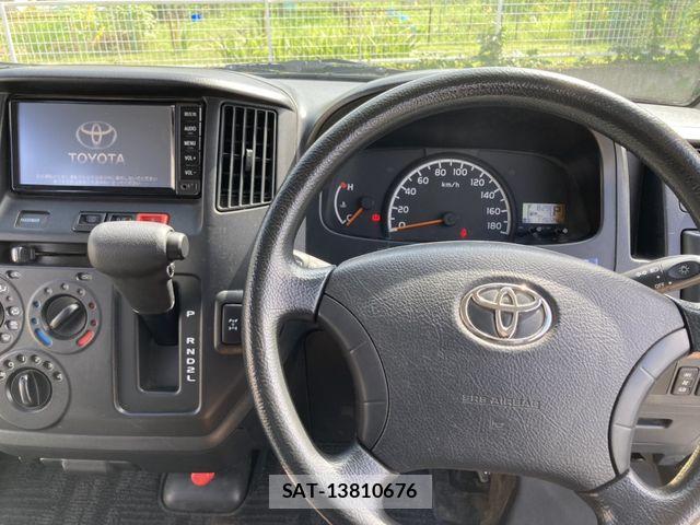 Toyota TOWNACE VAN 2017-06 8075943-23