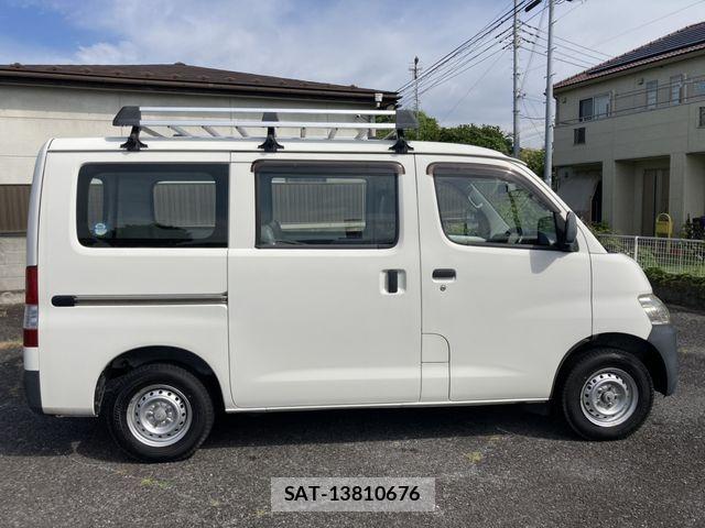 Toyota TOWNACE VAN 2017-06 8075943-3