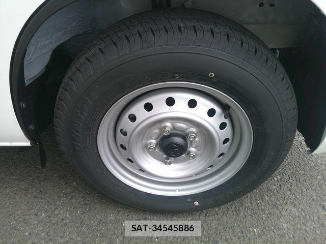 Toyota TOWNACE VAN 2026-07 8102317-18