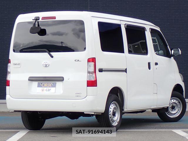 Toyota TOWNACE VAN 2021-11 8159401-2
