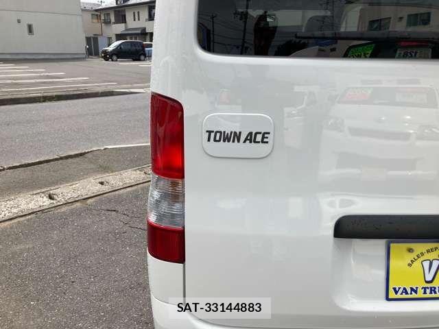 Toyota TOWNACE VAN 2016-06 8317688-14