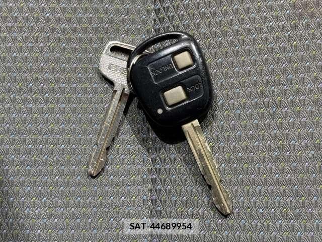 Toyota TOWNACE VAN 2014-03 8338229-28