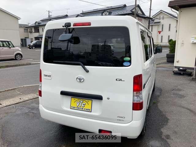 Toyota TOWNACE VAN 2015-01 8369442-12