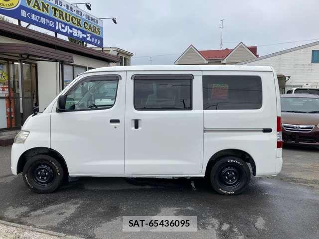 Toyota TOWNACE VAN 2015-01 8369442-19
