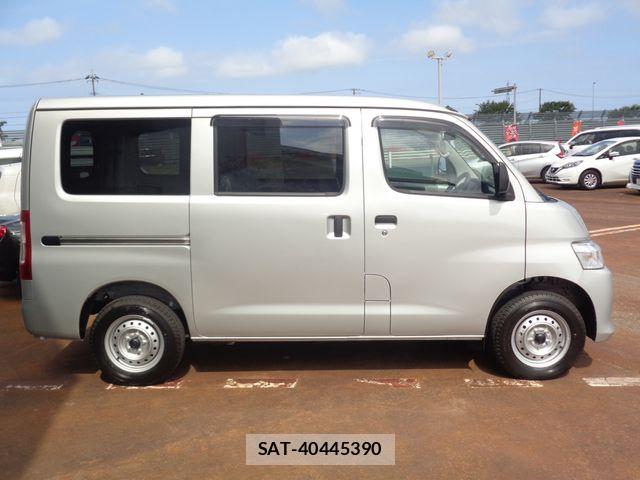 Toyota TOWNACE VAN 2026-07 8369443-4
