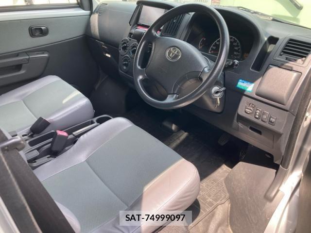 Toyota TOWNACE VAN 2017-08 8527816-7