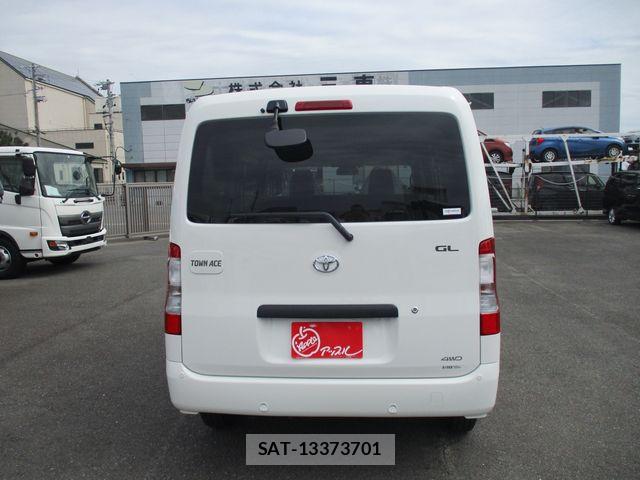 Toyota TOWNACE VAN 2025-09 8746384-3