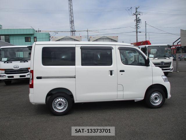 Toyota TOWNACE VAN 2025-09 8746384-5