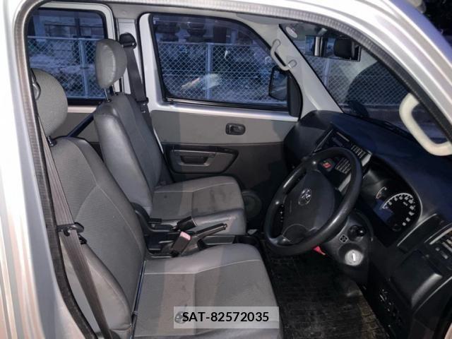 Toyota TOWNACE VAN 2013-02 8850893-13