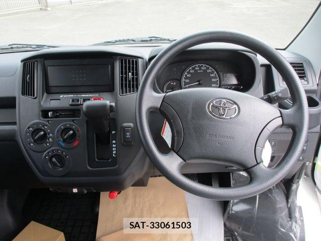 Toyota TOWNACE VAN 2025-09 8882638-7