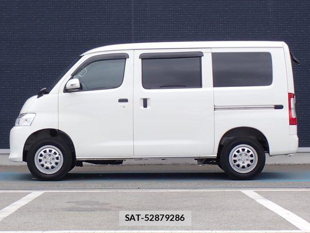 Toyota TOWNACE VAN 2023-10 8882636-19
