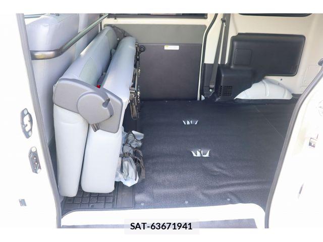 Toyota TOWNACE VAN 2024-02 8882637-19