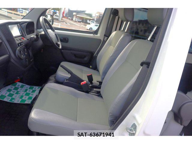 Toyota TOWNACE VAN 2024-02 8882637-21