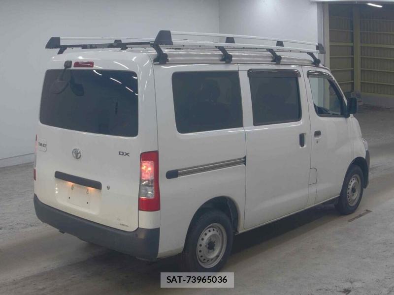 Toyota TOWNACE VAN 2021-10 8802241-1
