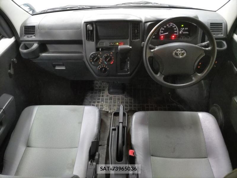 Toyota TOWNACE VAN 2021-10 8802241-4